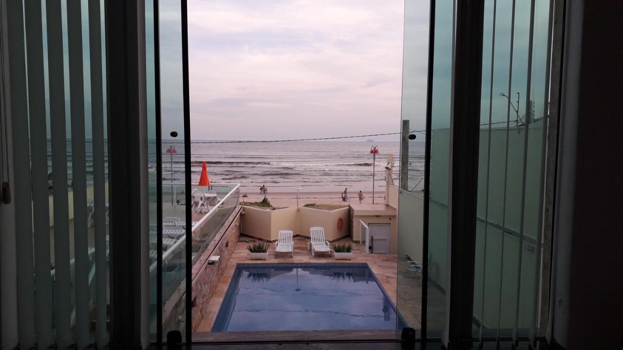 Pousada Elegance Beira Mar Итаньяэн Экстерьер фото