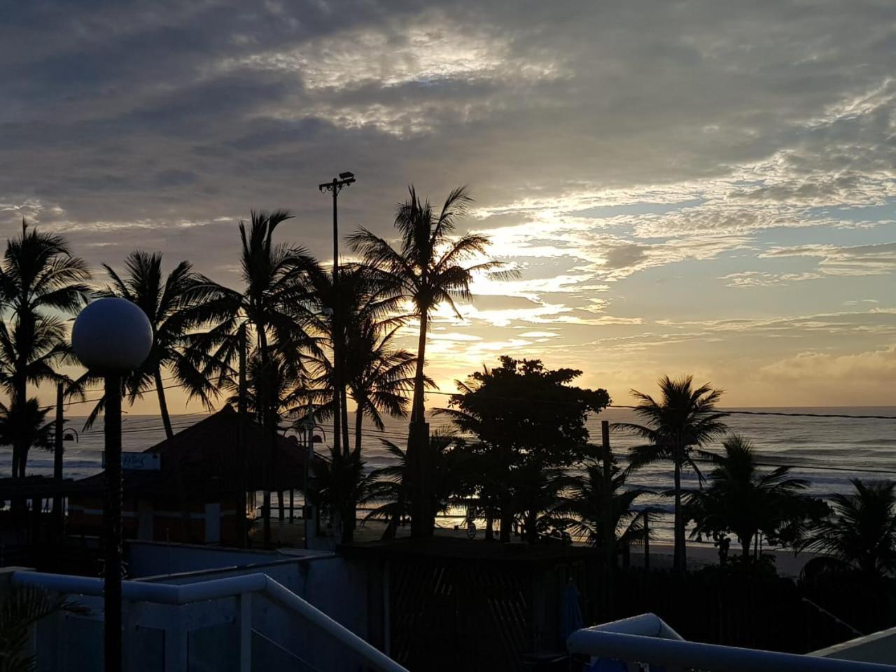 Pousada Elegance Beira Mar Итаньяэн Экстерьер фото